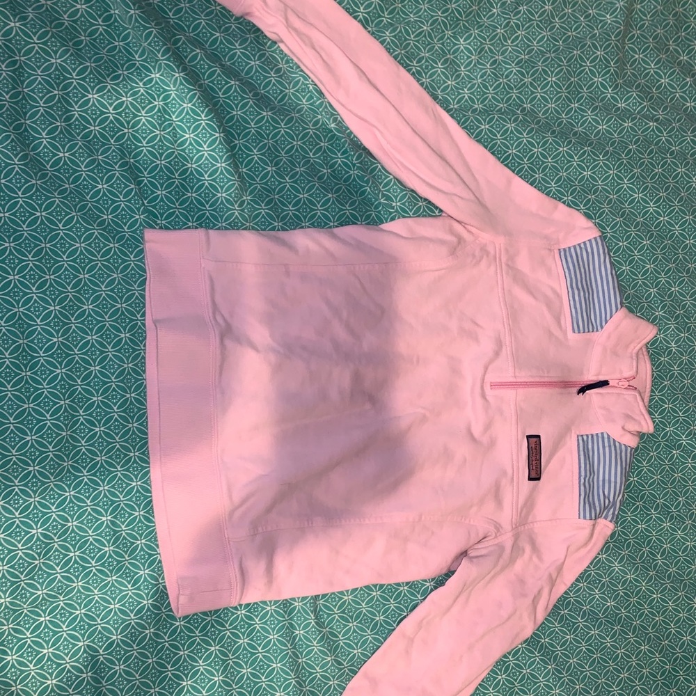 women’s vineyard vines pull over